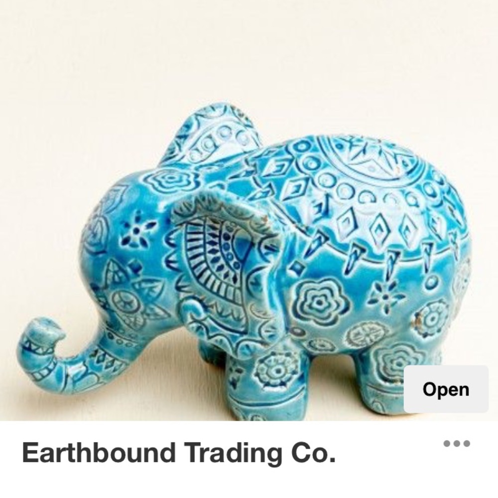 EARTHBOUND LUCKY ELEPHANT DECOR